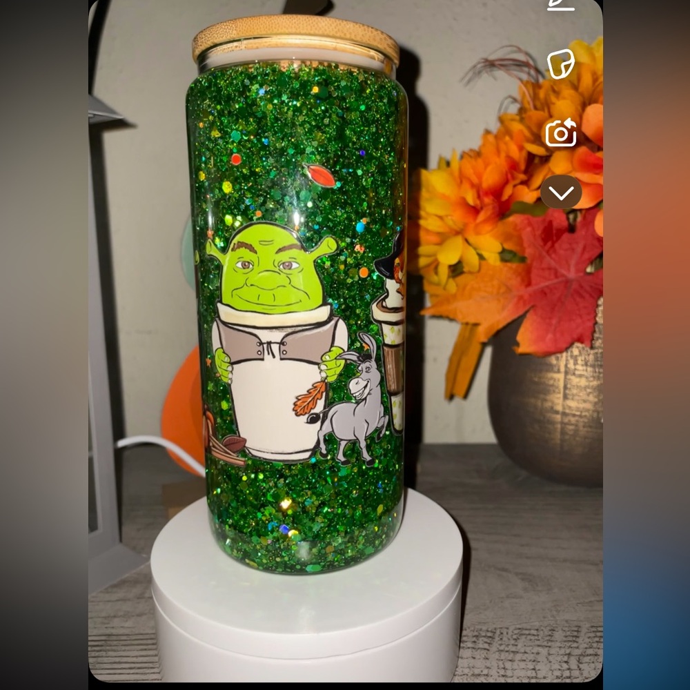 ✨16 oz snow globe tumbler✨ fall edition 🍁